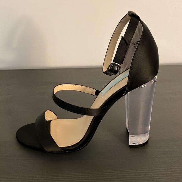Betsey Johnson Black Sandals with Lucite Heel - Picture 2 of 9